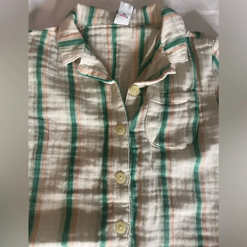 Old Navy Kids size‎ 5Y green striped shirt set